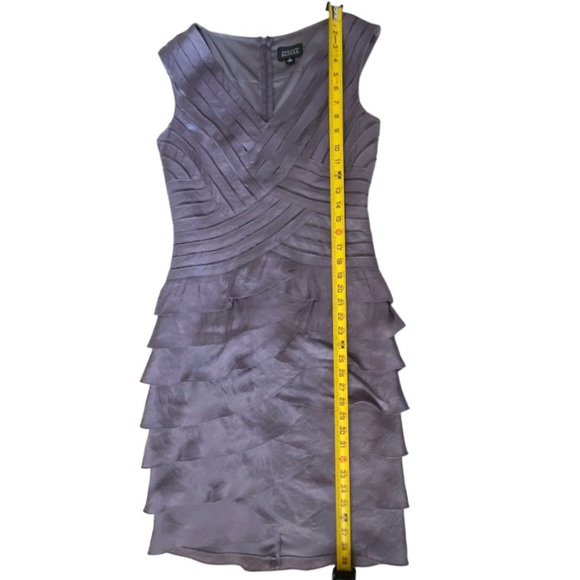 πͺ»HOST PICKπͺ» Adriana Papell Tiered Ruffle Evening Dress - Picture 10 of 14